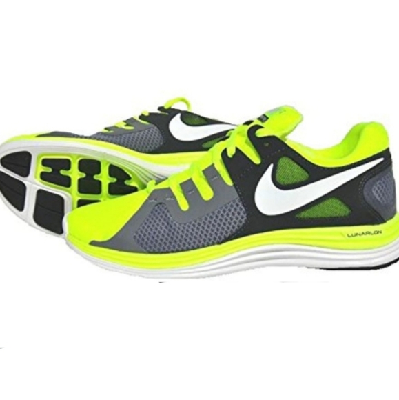 nike lunar flash